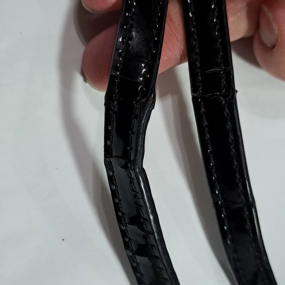 Michael Kors Elegant Black Tote Bag - Picture 7 of 7